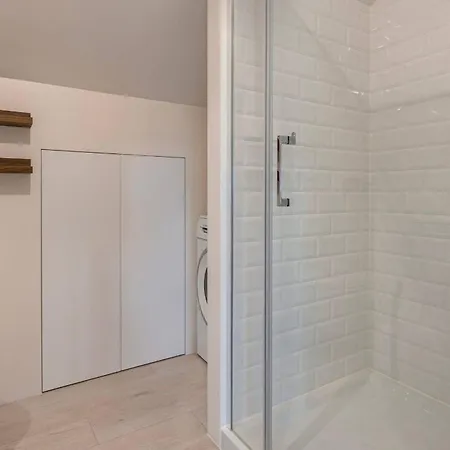 Apartment Paco De Arco T1 Under The Roof, Cp153 3º Perfect Spot Oeiras